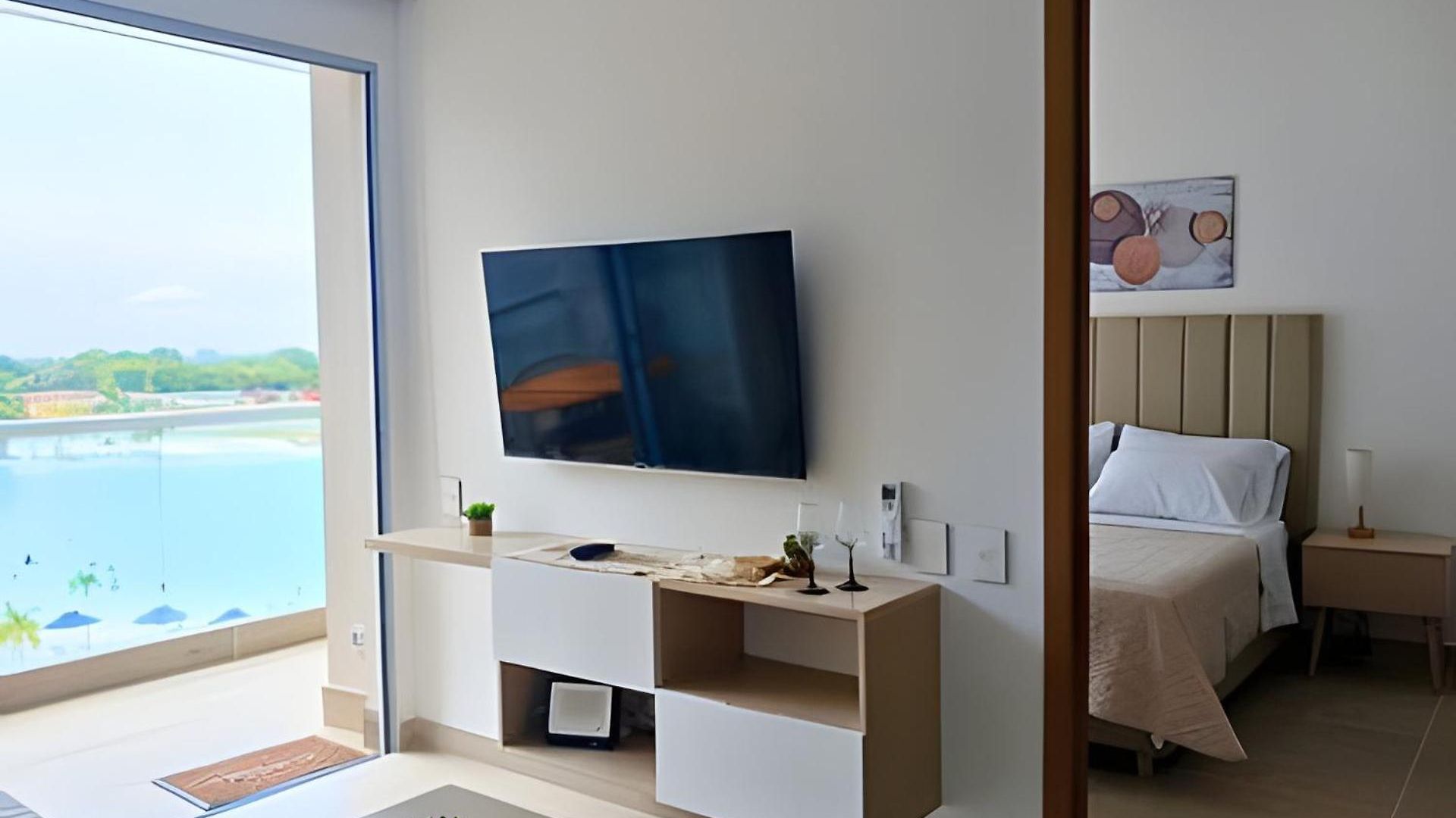 Tu Oasis En Baia Kristal – Relajo, Vista Y Confort Cartagena