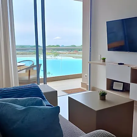 Tu Oasis En Baia Kristal – Relajo, Vista Y Confort Cartagena